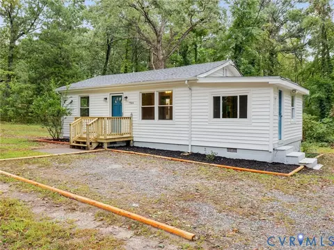 7504 Walnut Grove Rd, Mechanicsville, VA 23111