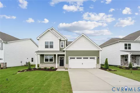 6113 Whisperwood Dr, Ampthill, VA 23234