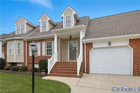 103 Gilcreff Pl, Colonial Heights, VA 23834
