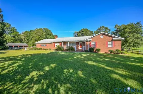 7120 Hughes Rd, Sandston, VA 23150