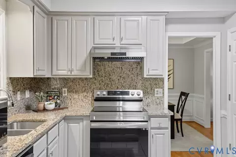 5613 Houndmaster Rd, Midlothian, VA 23112 photo 17