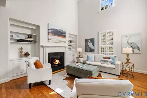 2819 Live Oak Ln, Midlothian, VA 23113