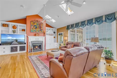 2052 Laytons Landing Rd, Champlain, VA 22438 photo 5