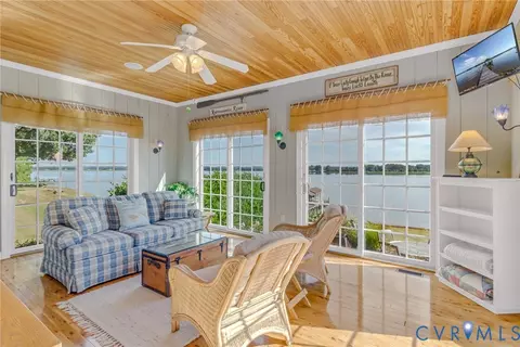 2052 Laytons Landing Rd, Champlain, VA 22438 photo 9