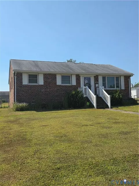 307 Macarthur Ave, Colonial Heights, VA 23834