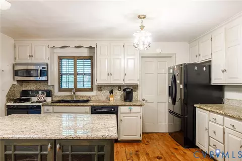 10760 Cherokee Rd, Midlothian, VA 23113 photo 13