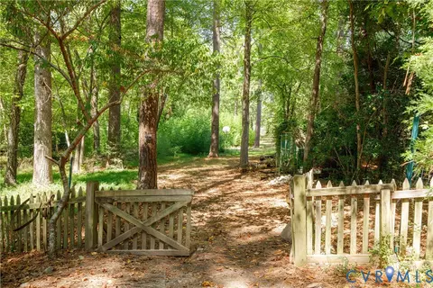 10760 Cherokee Rd, Midlothian, VA 23113 photo 38