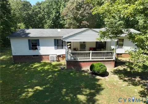 7349 New Grove Rd, Kenbridge, VA 23944