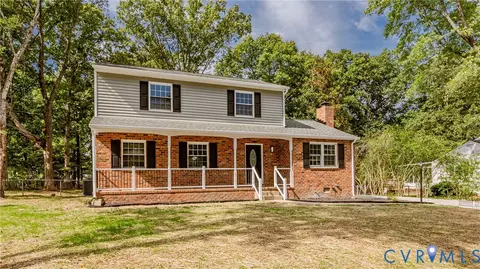 9514 Riddle Rd, Chesterfield, VA 23832