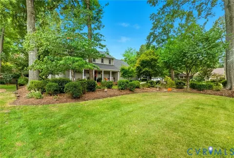209 Kenmar Dr, Yorktown, VA 23692