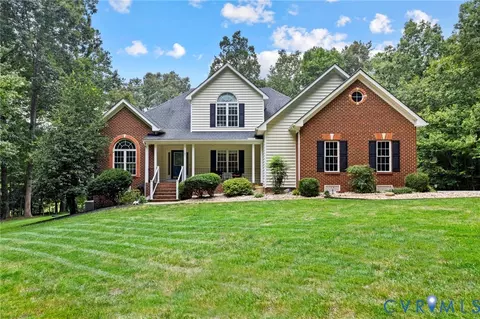 12048 Hadden Hall Dr, Chesterfield, VA 23838