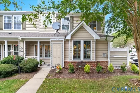 128 Ellis Dr, Yorktown, VA 23692