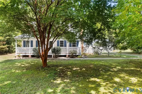 Exterior - 314 Shelton Bend Dr, Bumpass, VA 23024 photo 3 of 13