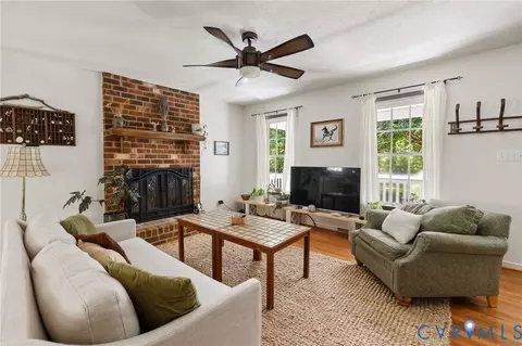 Living - 314 Shelton Bend Dr, Bumpass, VA 23024 photo 1 of 1