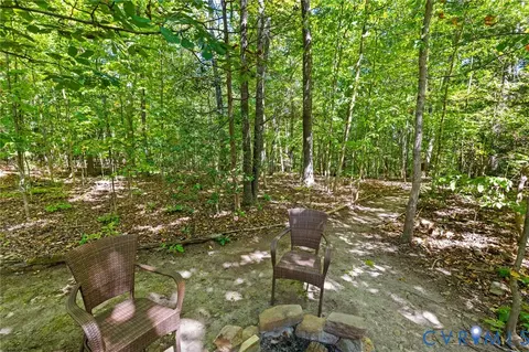Exterior - 314 Shelton Bend Dr, Bumpass, VA 23024 photo 12 of 13