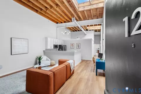 1716 Summit Ave #12, Richmond, VA 23230