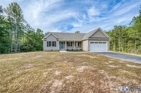 1900 Moody Fox Ln, Carson, VA 23830