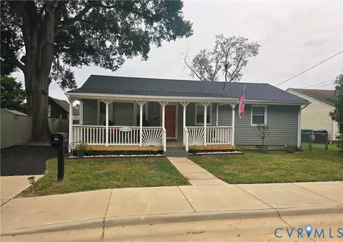 213 Orange Ave, Colonial Heights, VA 23834