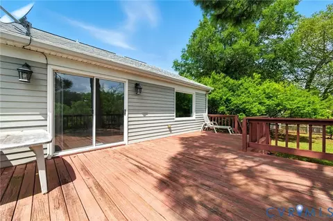 36 Sandpiper Ct, Hampton, VA 23669 photo 32