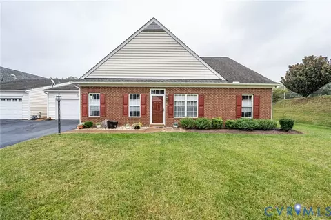 7323 Dress Blue Cir, Mechanicsville, VA 23116