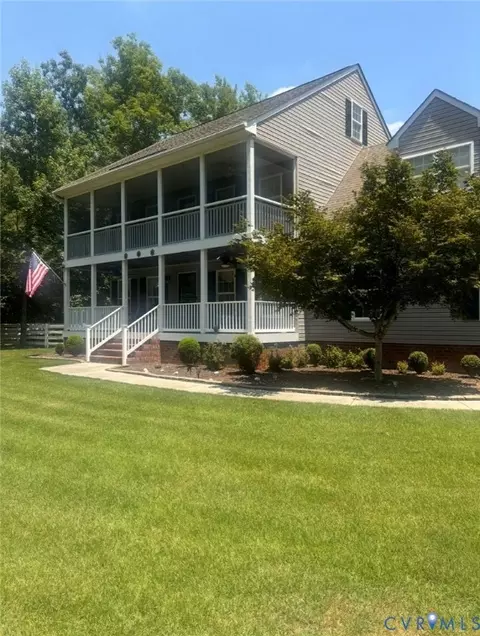 3191 E Vaidens Pond Rd, Lanexa, VA 23089