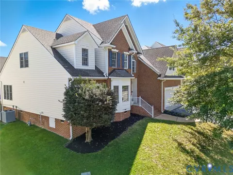 9086 Haversack Ln, Mechanicsville, VA 23116