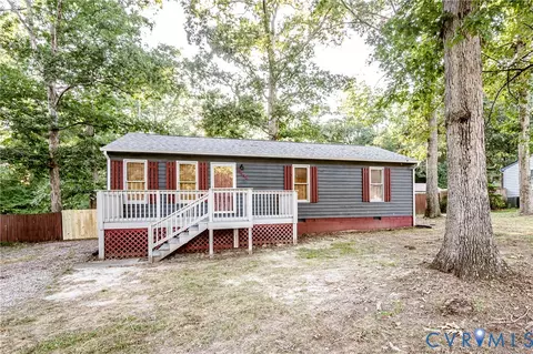 17530 Chemin Rd, Petersburg, VA 23803