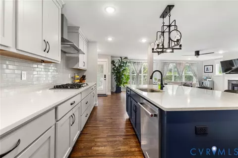 Kitchen - 4207 Augusta Ave, Richmond, VA 23230 photo 2 of 4