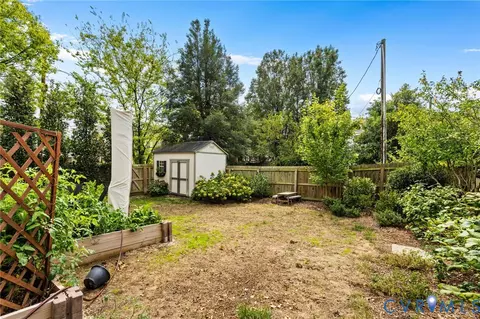 Exterior - 4207 Augusta Ave, Richmond, VA 23230 photo 9 of 10