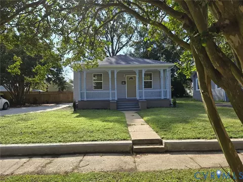 203 Lafayette Ave, Colonial Heights, VA 23834