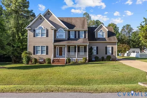 8237 Silkwood Dr, Mechanicsville, VA 23116