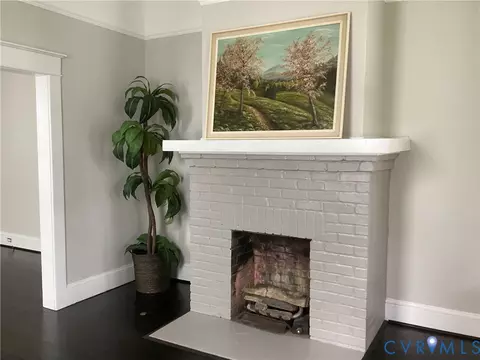 104 Suffolk Ave, Colonial Heights, VA 23834