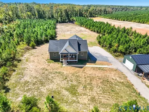 77 Jenkins Church Rd, Cumberland, VA 23040