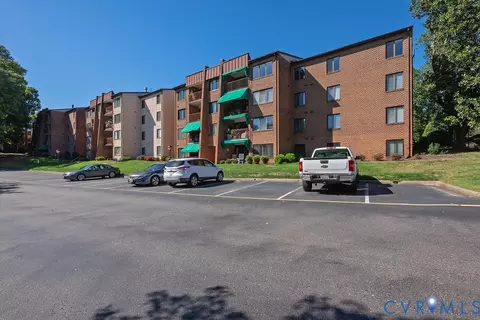 1509 Thistle Rd #302, Henrico, VA 23238