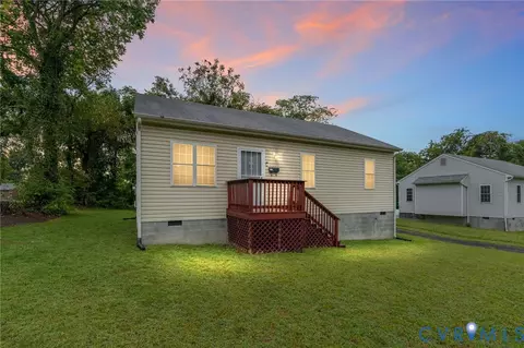 738 Sterling St, Petersburg, VA 23803