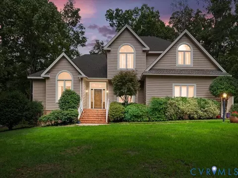 6001 Harbourwood Ct, Midlothian, VA 23112