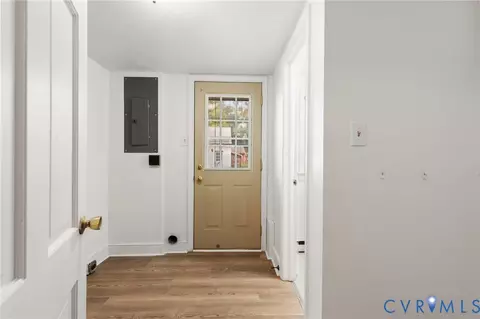Entry Way - 4100 Mchoward Rd, Richmond, VA 23237 photo 3 of 3
