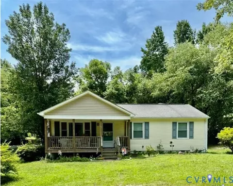 24501 River Rd, North Dinwiddie, VA 23803