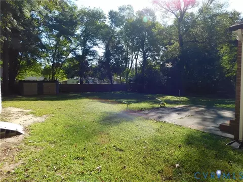9709 Kerwin Rd, North Chesterfield, VA 23237 photo 5