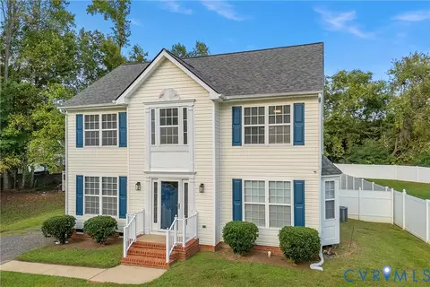 725 Hallwood Farms Dr, Richmond, VA 23223