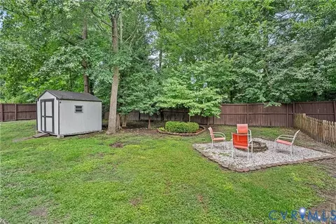 Exterior - 5019 Misty Spring Dr, Midlothian, VA 23112 photo 8 of 8
