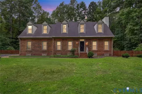 114 Greenway Cir, Williamsburg, VA 23188