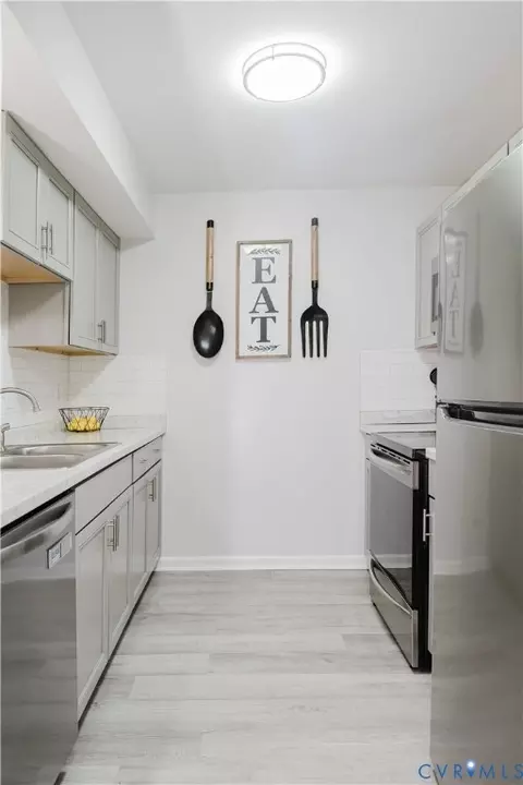 8124 Provincetown Dr, Richmond, VA 23235