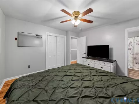 Bedroom - 11118 Sunfield Dr, Midlothian, VA 23112 photo 5 of 6