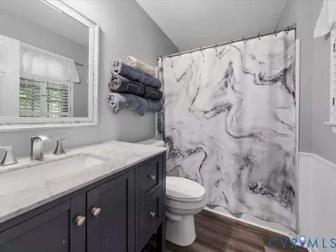 Bath - 11118 Sunfield Dr, Midlothian, VA 23112 photo 2 of 2