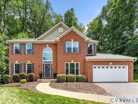 9209 Golf Ct, Manassas Park, VA 20111