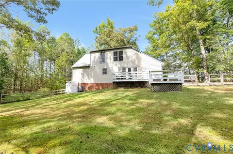 Exterior - 6035 Studley Rd, Mechanicsville, VA 23116 photo 7 of 9