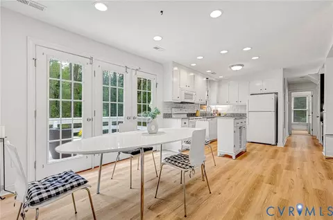 Dining - 6035 Studley Rd, Mechanicsville, VA 23116 photo 2 of 2