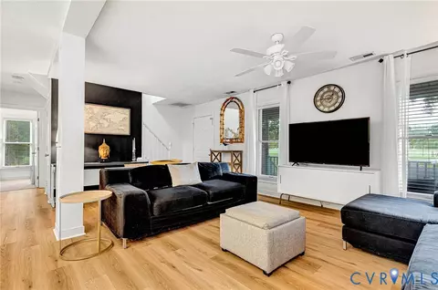 Living - 6035 Studley Rd, Mechanicsville, VA 23116 photo 3 of 5