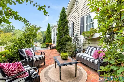 7708 Brookside Rd, Henrico, VA 23229